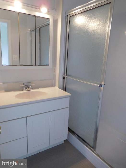 Photo - 5634 Crestwood Ct