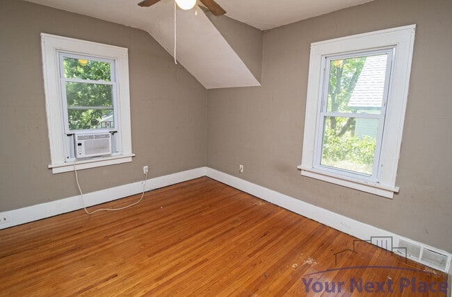 433 5th Ave NE Unit 3