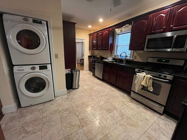 Photo - 48 Weld Hill St Unit 1