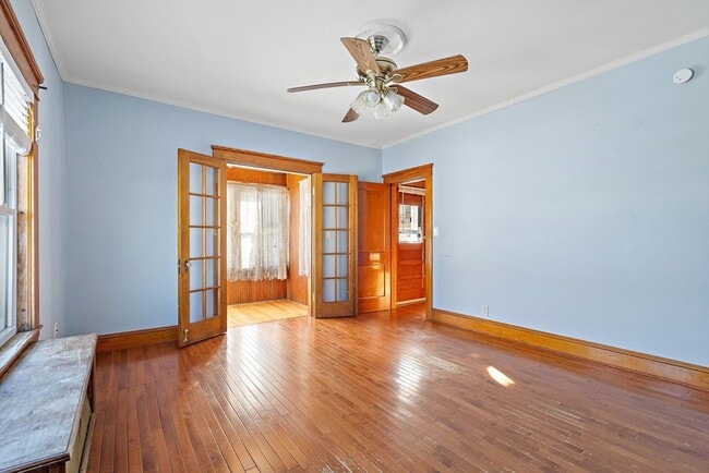 Photo - 92 Sayles St