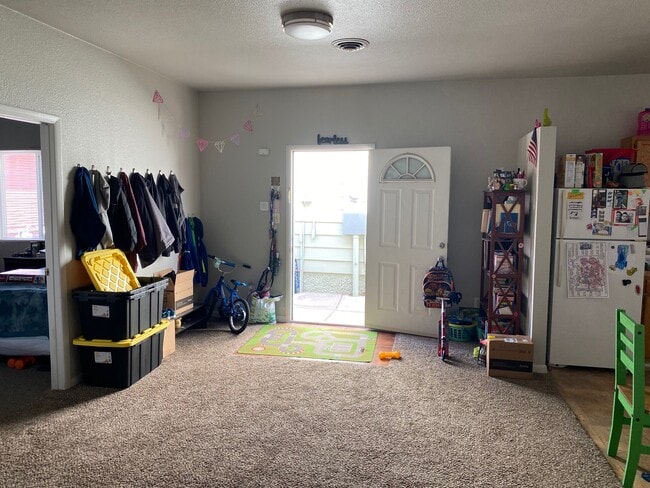 Photo - 1905 6th Ave