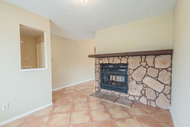 Photo - 2516 Orion Dr