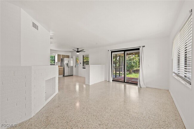 Photo - 1221 Turner St