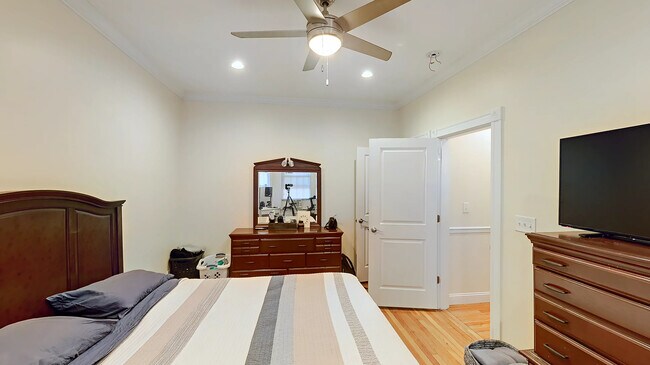 Photo - 88 Linden St Unit #4