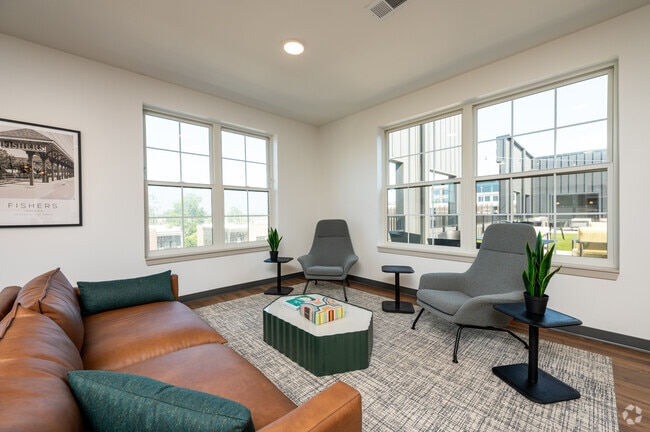 Cafe Lounge - District South