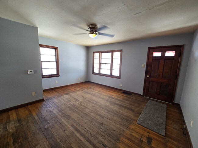 Photo - 407 Linden Ave