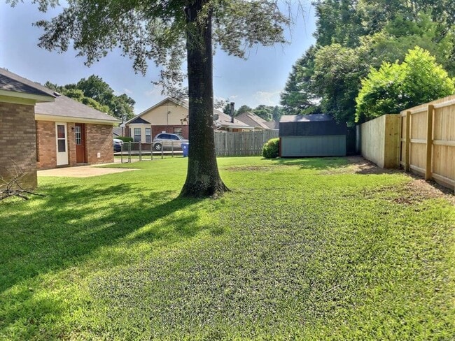 Photo - 3 Bed 2 Bath in Prattville, AL