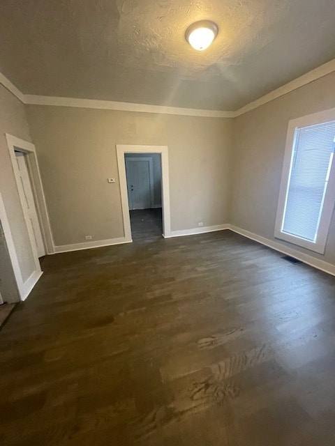 Photo - 824 W 4th St