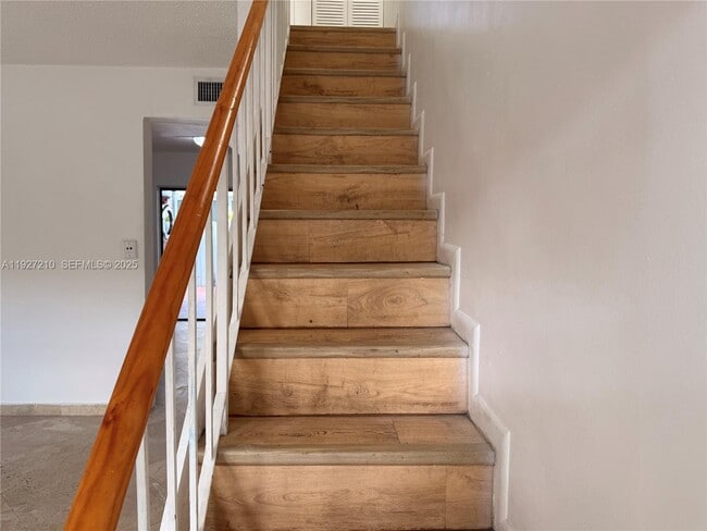 Photo - 5423 W 22nd Ct Unit 103