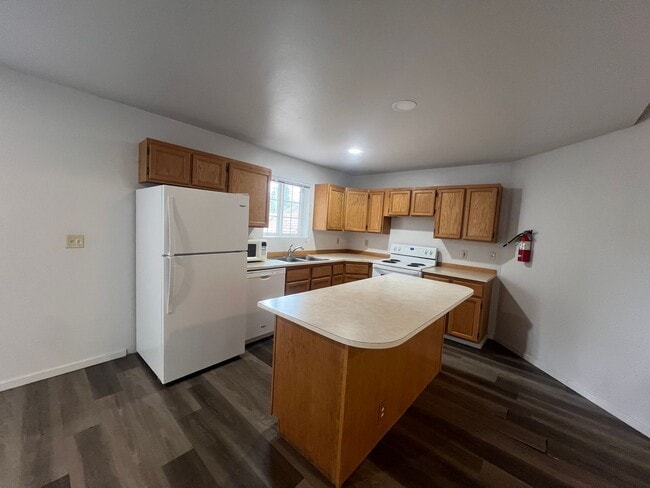 Photo - 610-620 W Central Blvd. Unit 18