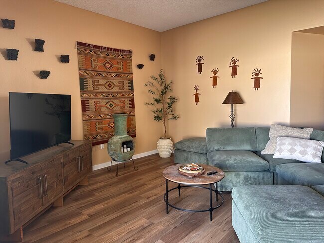 Photo - 17247 N 106th Ave