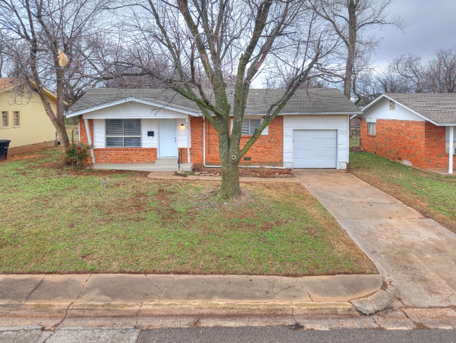 Photo - 912 NW 24th St