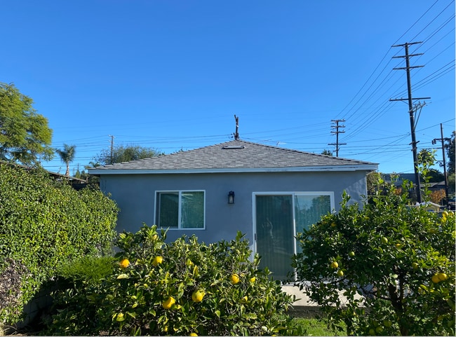 Photo - 12671 Victoria Ave