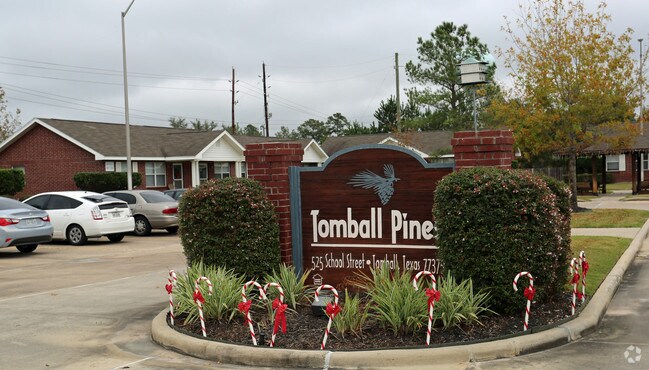 Photo - Tomball Pines Apartments