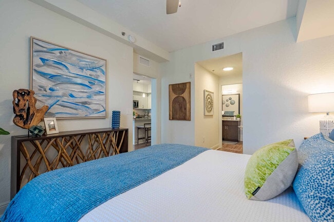2 Bayshore apartments — community photo
