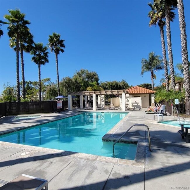 Photo - Private end unit townhome!! AVAILABLE JANUARY 25, 2025