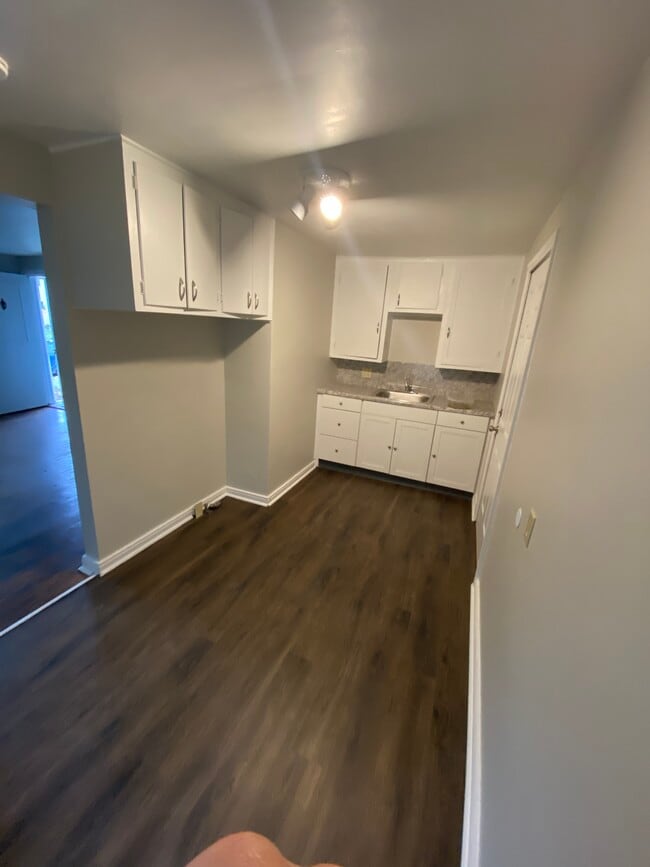 Photo - 435 N Prospect St