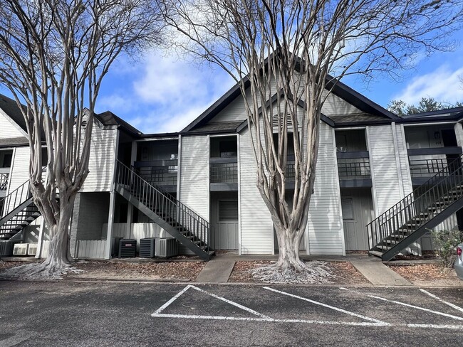 Photo - 874 Yorkchester Dr Unit 102