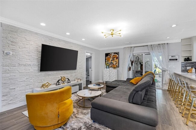 Photo - 5801 NE 18th Terrace