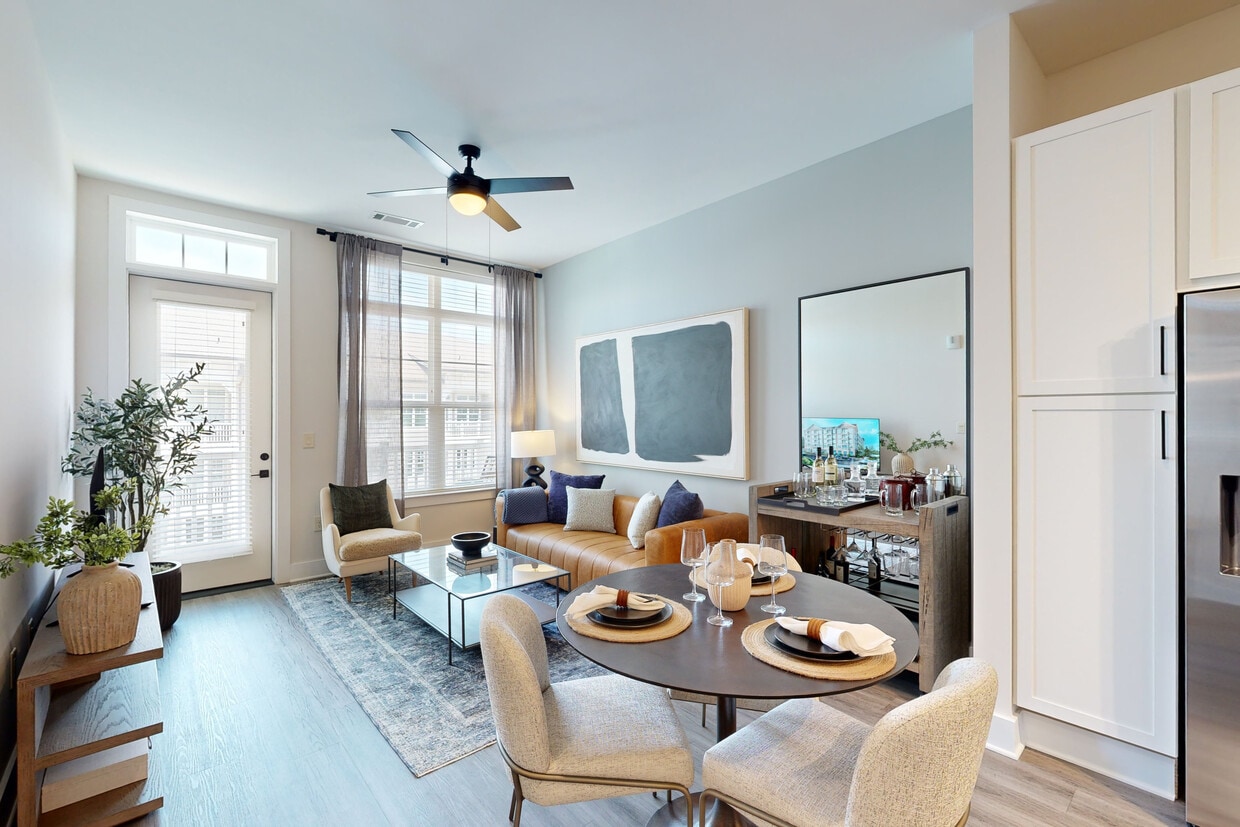 Photo - Manor Barrett Apartments