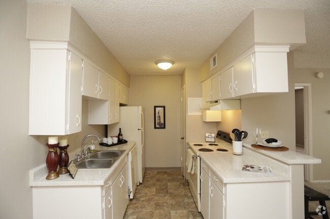 1BR, 1BA - Ashbury