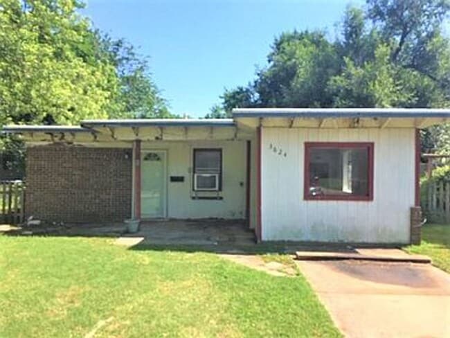 Building Photo - Del City Area Rental