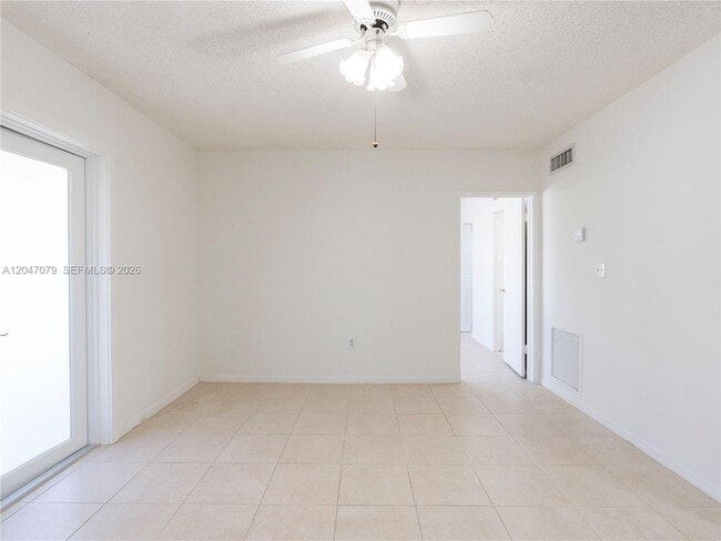 Photo - 3360 SW 6th St Unit Top