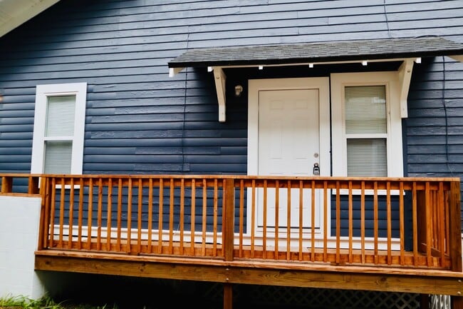 Photo - 143 N Stone St