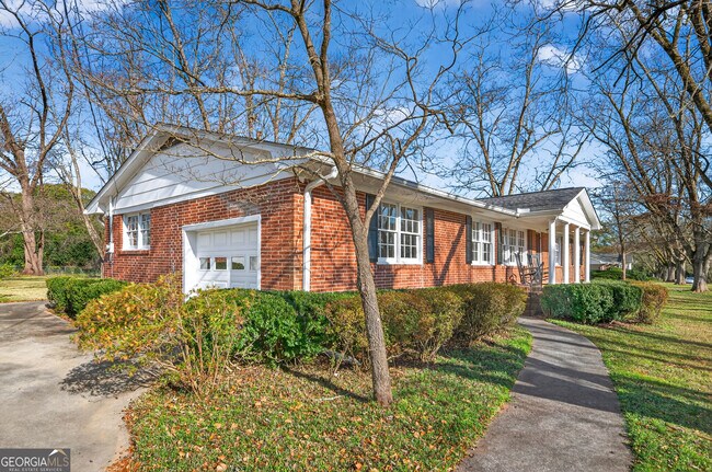 Photo - 741 East Ave