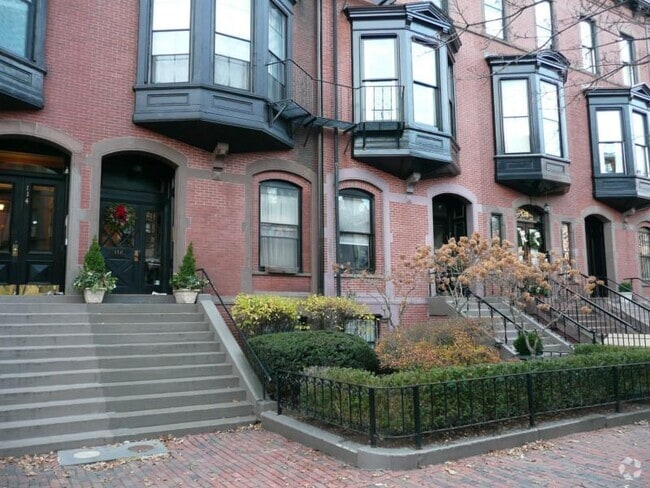 Building Photo - 115 Marlborough St Unit 1 Rental
