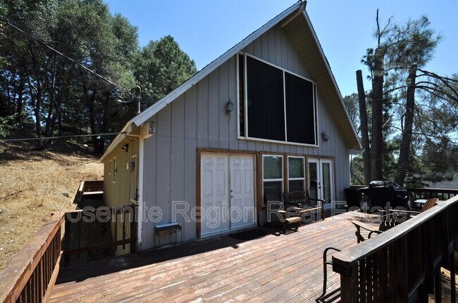 20415 Pine Mountain Dr