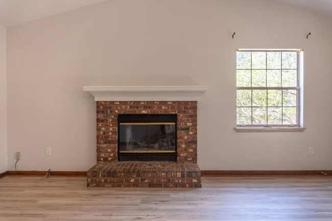 Photo - 1521 Cinnamon Bear Cir