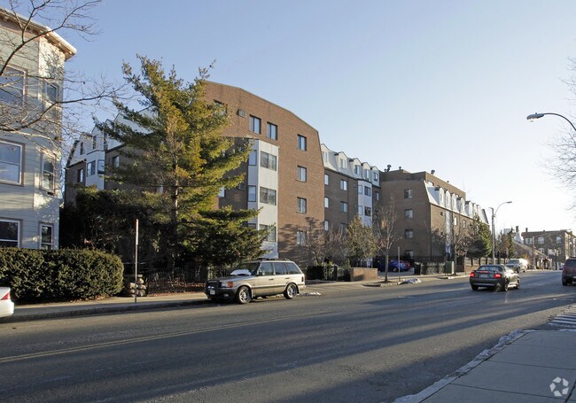 Photo - 289 Highland Ave