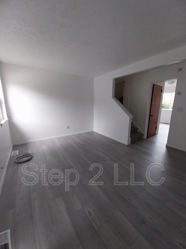 Photo - 242 E Prospect St