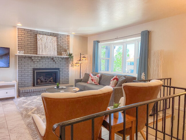 Photo - 6716 Hampton Dr Townhome