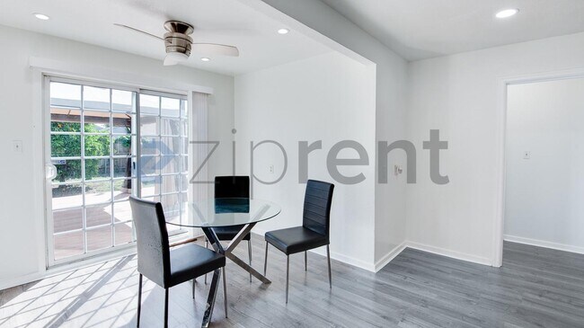 Photo - 812 Humboldt St