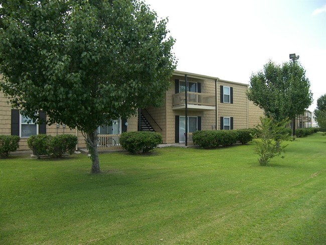 Building Photo - Baywood
