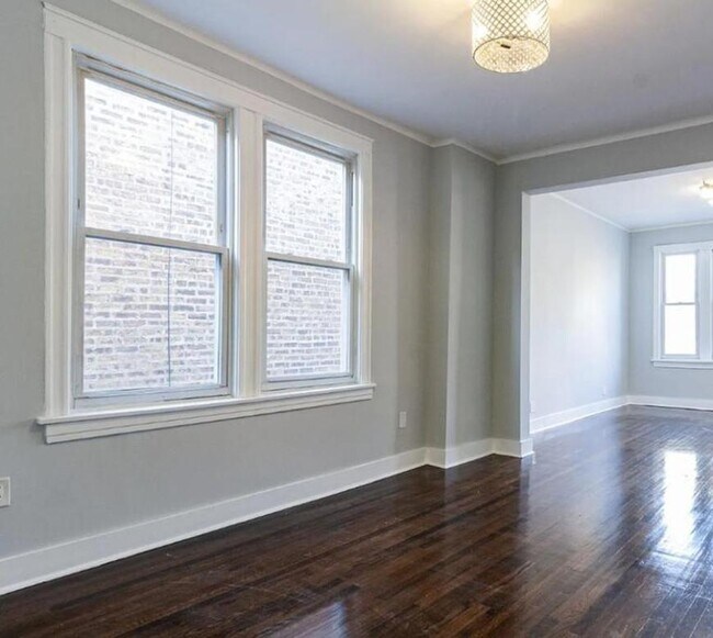 Photo - 3 bedroom in Chicago IL 60618 Unit 1R