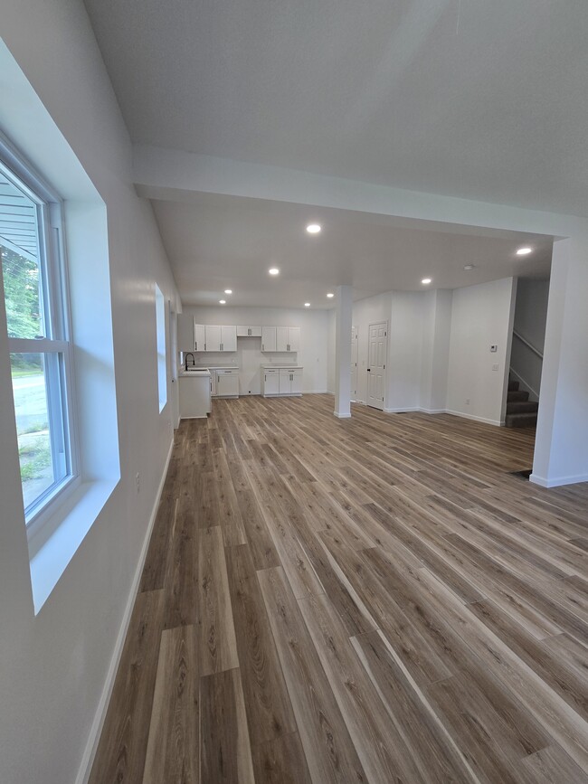 817 E Bowman St Unit 1