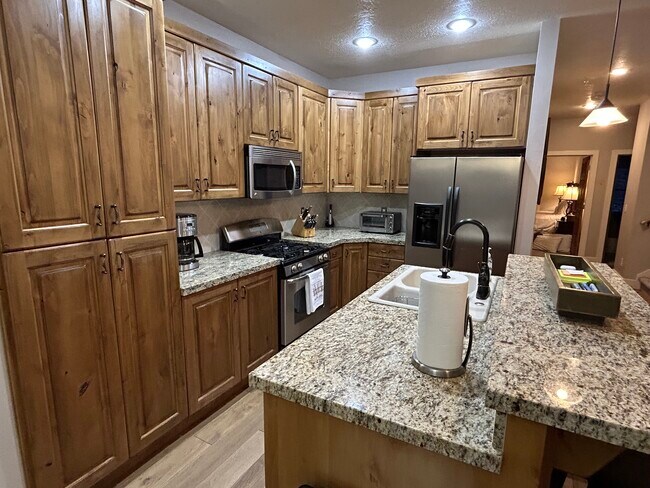 Photo - 1975 Paddington Dr Unit 1975