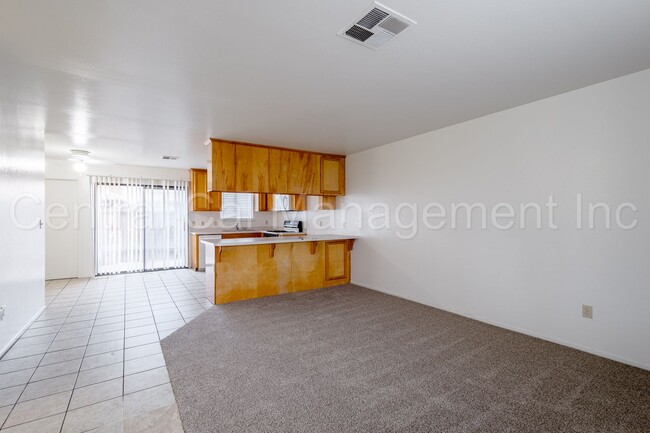 Photo - 8412 Laborough Dr Unit Apt A