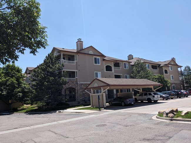 Corner penthouse - 8445 S Holland Way Unit 301 Rental