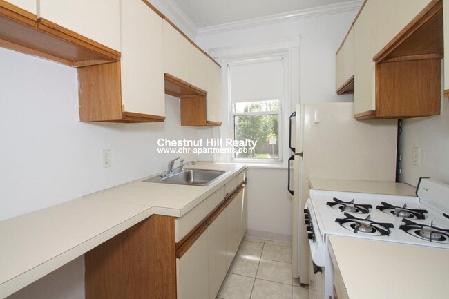 Building Photo - 22 Wendell St Unit 8