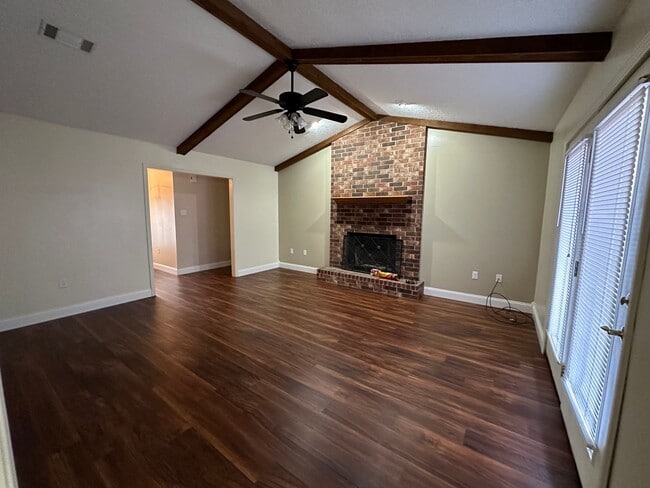 Photo - Come take a look at this 3-bedroom 2-bath home on the West side of Russellville.