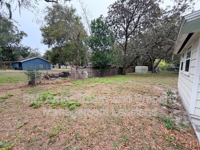 Photo - 1009 N Forbes Rd