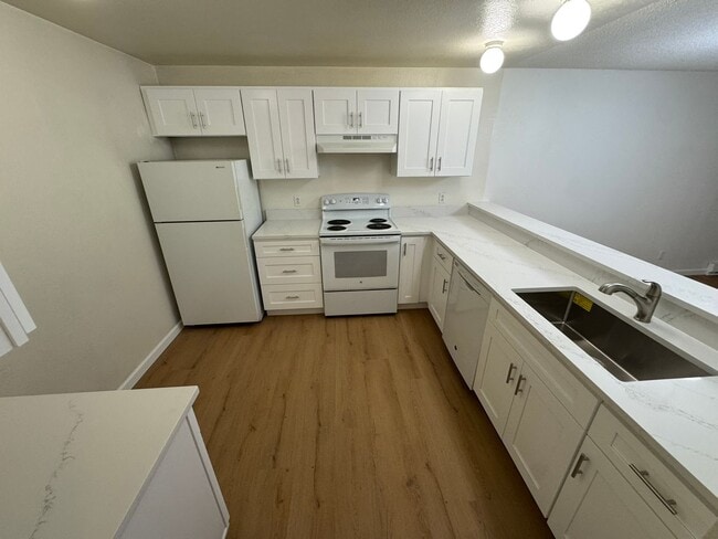 Photo - 1Bd/1Ba Redmond Condo Unit 361