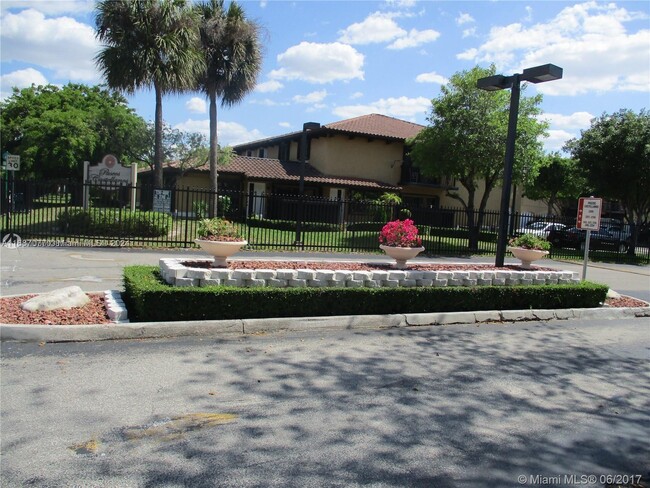 Photo - 12214 SW 17th Ln Townhome