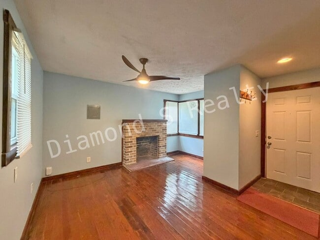 Photo - 1313 S Jefferson Ave Unit Studio