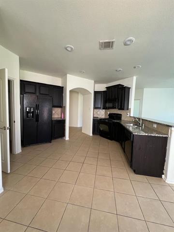 Photo - 1011 Meadow Green Ct