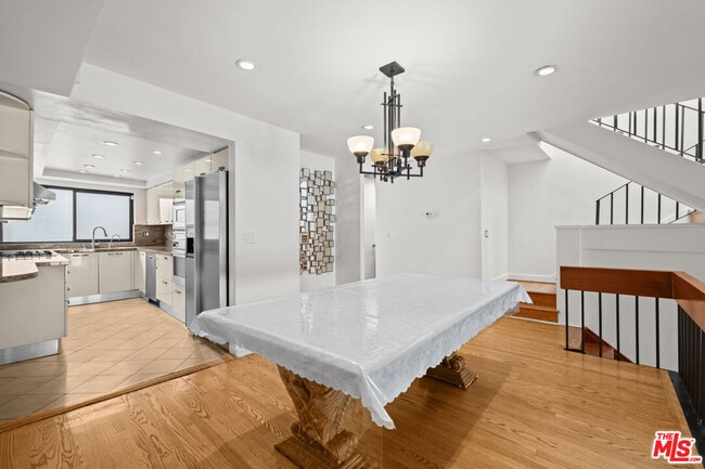 Photo - 357 S El Camino Dr